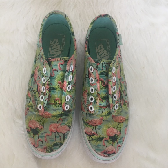 Vans Shoes - Vans Women’s Flamingo Shoes / Size 7